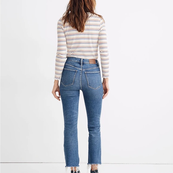 Cali Demi-Boot Jeans in Fleetwood Wash - Picture 9 of 10